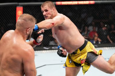 UFC 278 : Tybura contre Romanov