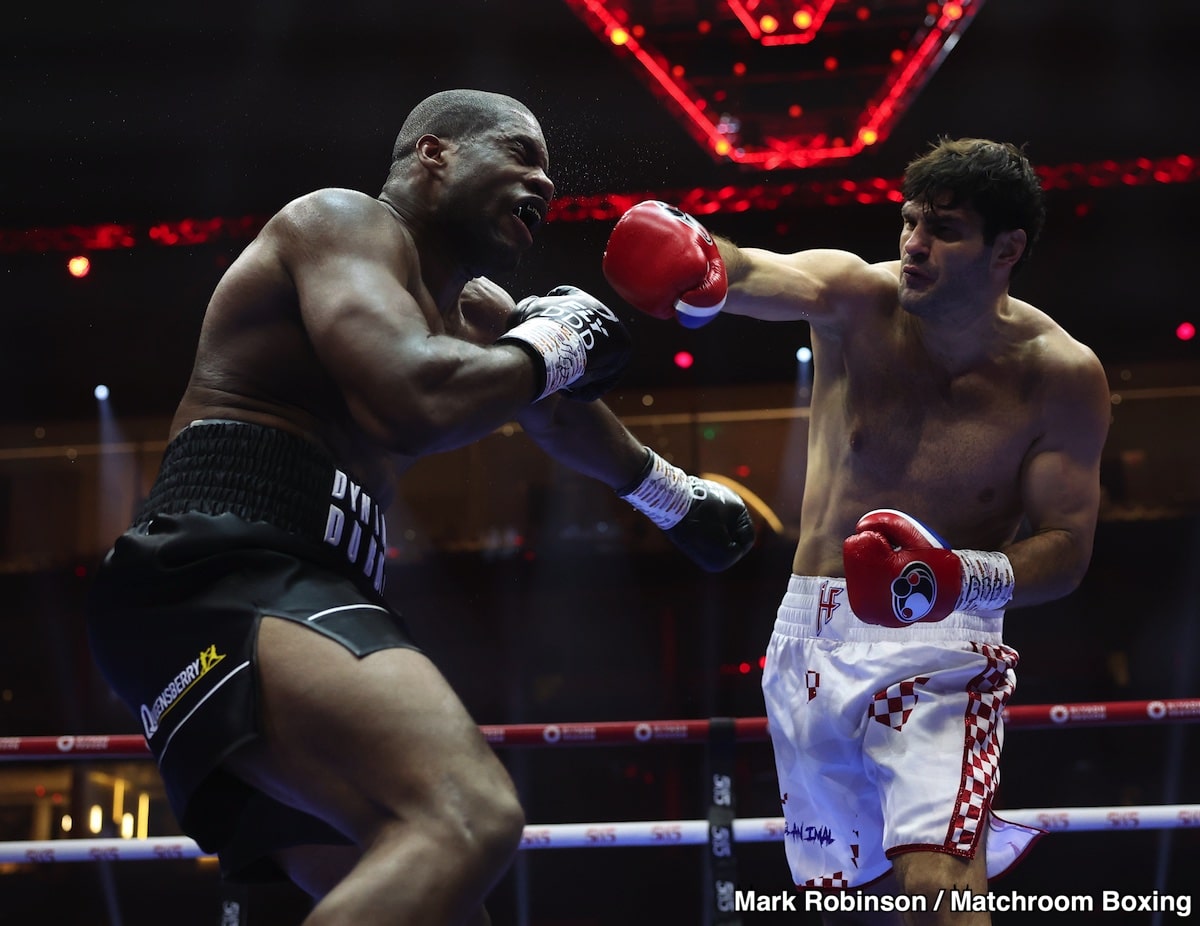 Image : Résultats de boxe : Dubois fait exploser Hrgovic pour remporter le titre intérimaire des poids lourds IBF