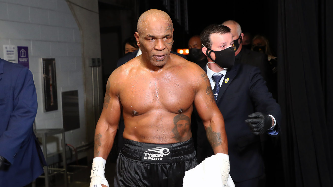 Mike Tyson boxe