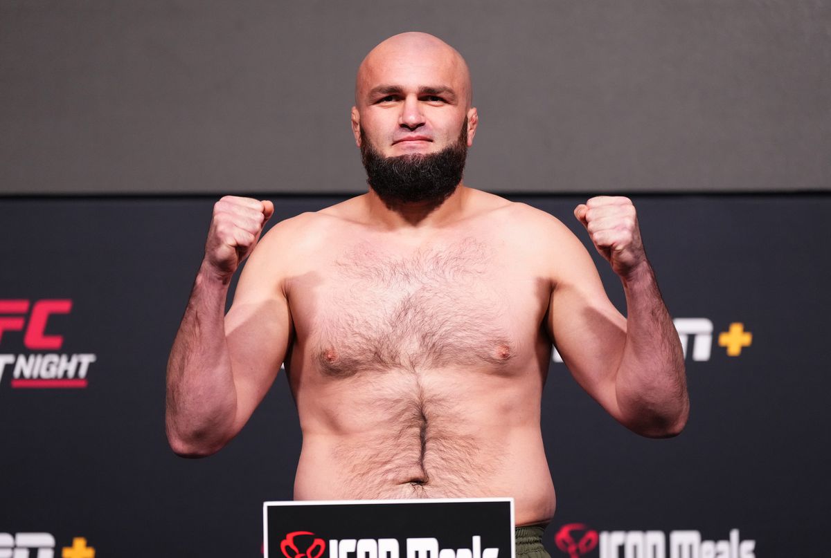 UFC Fight Night : Pesée Rozenstruik contre Gaziev