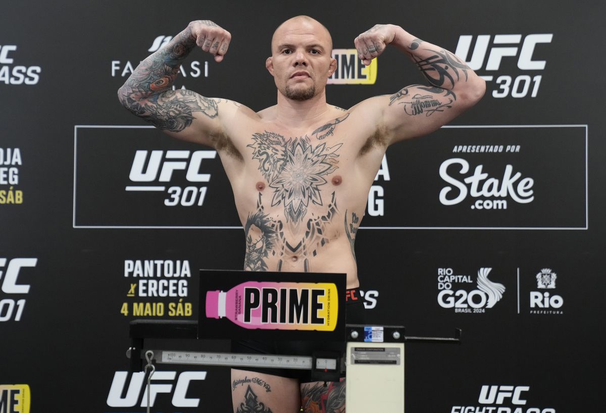 UFC 301 Official Weigh-in - Anthony Smith