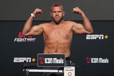 UFC Fight Night : Pesée Tybura contre Spivac 2