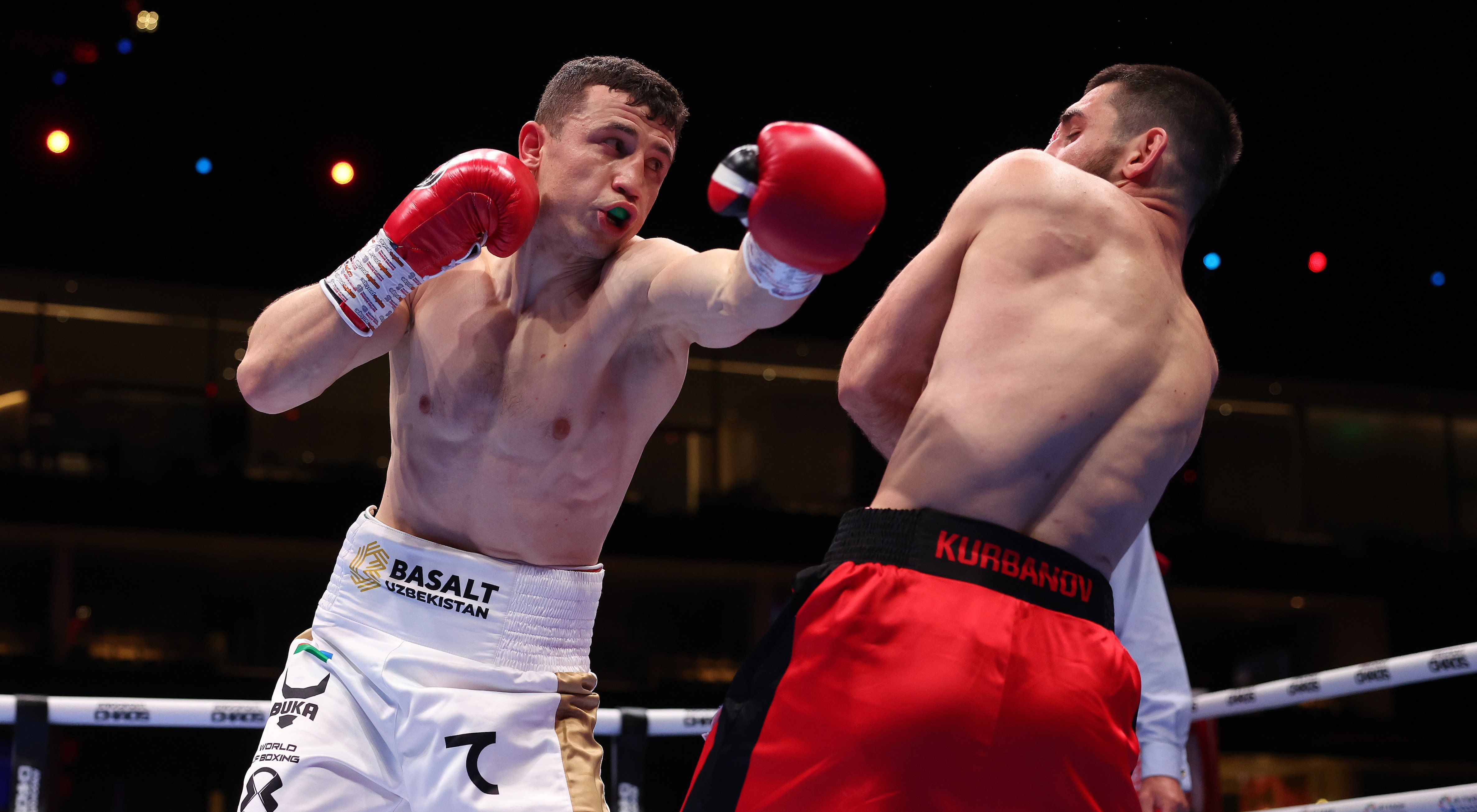 Israil Madrimov contre Magomed Kurbanov